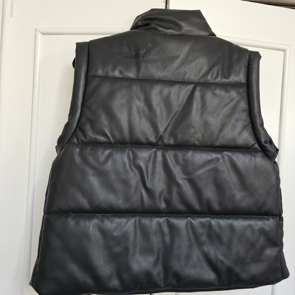 Heartloom Black Faux Leather Puffer Vest - Picture 5 of 5